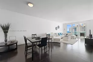 19380 Collins, Sunny Isles Beach, FL 33160 - Photo 5
