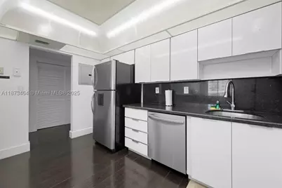 19380 Collins #1414, Sunny Isles Beach, FL 33160 - Photo 9
