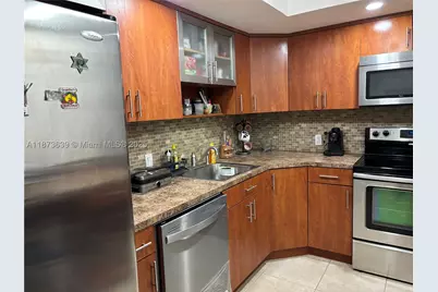 3475 N Country Club #116, Aventura, FL 33180 - Photo 3