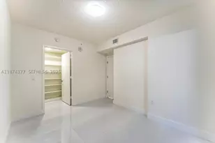 300 Sunny Isles, Sunny Isles Beach, FL 33160 - Photo 21