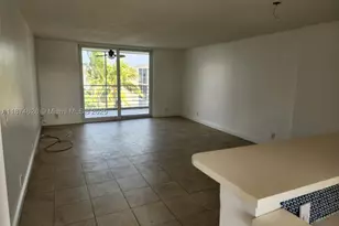 425 SE 11th, Dania Beach, FL 33004 - Photo 3