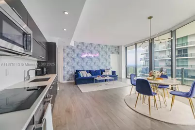 45 SW 9th #4108, Miami, FL 33130 - Photo 3