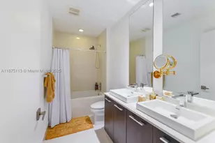 45 SW 9th, Miami, FL 33130 - Photo 11