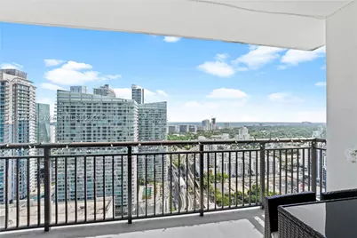 999 SW 1st #3304, Miami, FL 33130 - Photo 9