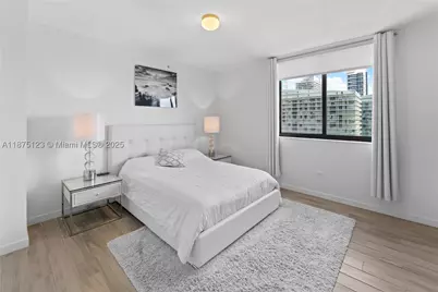 999 SW 1st #3304, Miami, FL 33130 - Photo 7