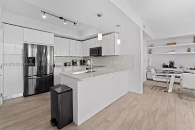 999 SW 1st #3304, Miami, FL 33130 - Photo 1