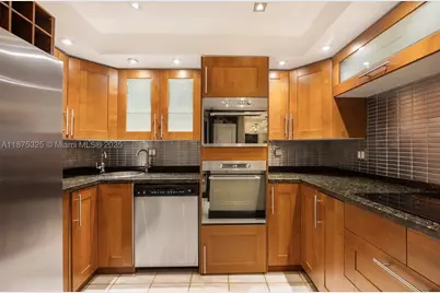 1717 N Bayshore #A-3042, Miami, FL 33132 - Photo 7