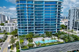 17550 Collins, Sunny Isles Beach, FL 33160 - Photo 7