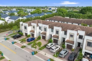 403 NE 212th, Miami, FL 33179 - Photo 39