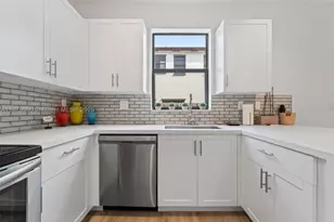 403 NE 212th, Miami, FL 33179 - Photo 15
