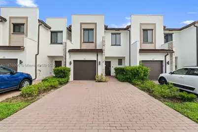 403 NE 212th, Miami, FL 33179 - Photo 1