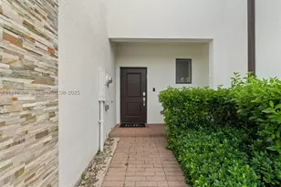 403 NE 212th, Miami, FL 33179 - Photo 3