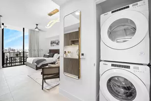159 NE 6th, Miami, FL 33132 - Photo 15