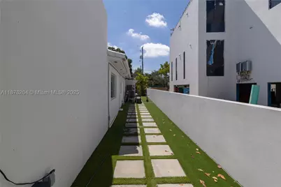 1215 N Biscayne Point, Miami Beach, FL 33141 - Photo 45