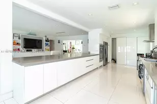 1215 N Biscayne Point, Miami Beach, FL 33141 - Photo 17