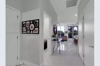16385 Biscayne #105, North Miami Beach, FL 33160 - Photo 3