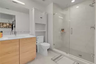 16385 Biscayne, North Miami Beach, FL 33160 - Photo 11