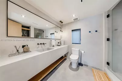 1000 NW 9th, Miami, FL 33136 - Photo 35