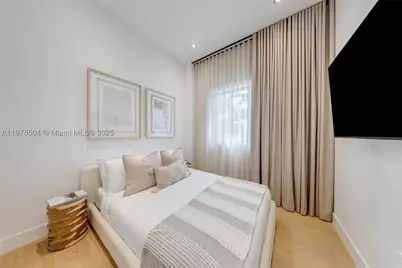1000 NW 9th, Miami, FL 33136 - Photo 29