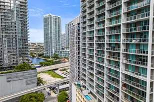 55 SE 6th, Miami, FL 33131 - Photo 15