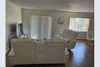 17901 NW 68th #R209, Hialeah, FL 33015 - Photo 3