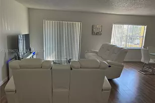 17901 NW 68th, Hialeah, FL 33015 - Photo 3