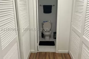 17901 NW 68th, Hialeah, FL 33015 - Photo 9