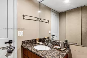 5600 Collins, Miami Beach, FL 33140 - Photo 41