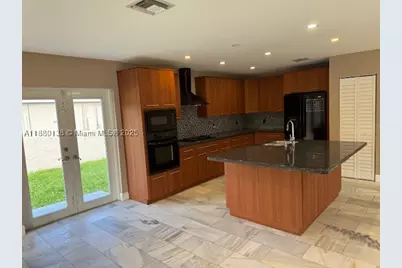 200 NE 44th, Miami, FL 33137 - Photo 5
