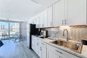 19201 Collins, Sunny Isles Beach, FL 33160 - Photo 3