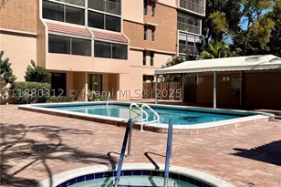 6800 Cypress, Plantation, FL 33317 - Photo 23