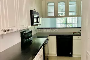 6800 Cypress, Plantation, FL 33317 - Photo 7