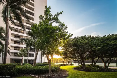 500 Three Islands #822, Hallandale Beach, FL 33009 - Photo 31