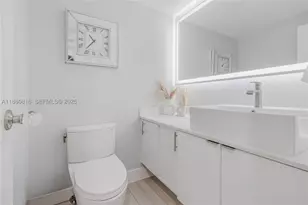 100 Lincoln, Miami Beach, FL 33139 - Photo 25