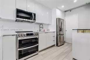 100 Lincoln, Miami Beach, FL 33139 - Photo 17