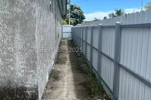 7130 NW 21st, Miami, FL 33147 - Photo 7