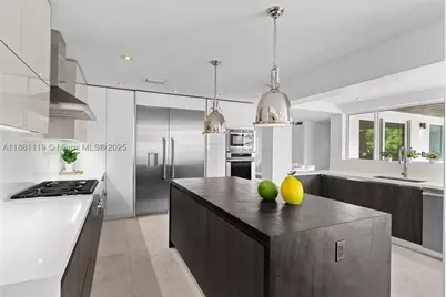 575 Bay Point, Miami, FL 33137 - Photo 33