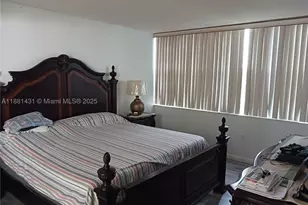 1300 St Charles, Pembroke Pines, FL 33026 - Photo 19