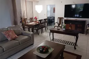 1300 St Charles, Pembroke Pines, FL 33026 - Photo 13