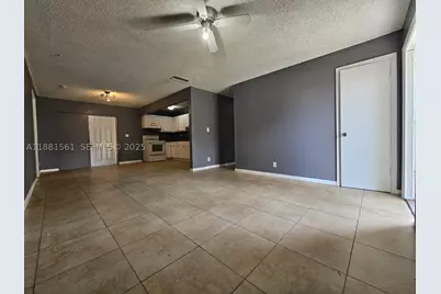 325 SW 80th, North Lauderdale, FL 33068 - Photo 9