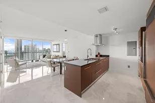 495 Brickell, Miami, FL 33131 - Photo 3