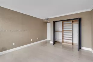 155 Ocean Ln, Key Biscayne, FL 33149 - Photo 17
