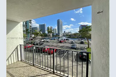 200 Leslie #228, Hallandale Beach, FL 33009 - Photo 15