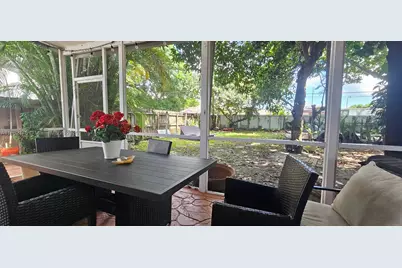 243 NW 62nd, Miami, FL 33126 - Photo 5
