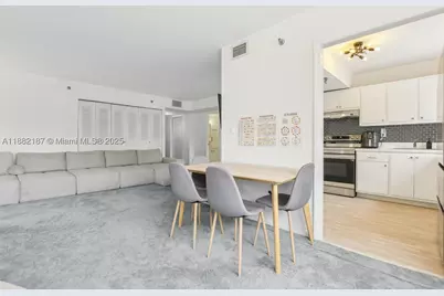1345 West #304, Miami Beach, FL 33139 - Photo 3