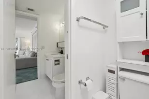 1345 W, Miami Beach, FL 33139 - Photo 11