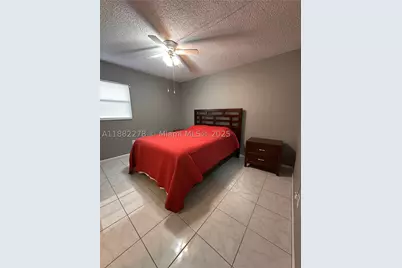 2800 Somerset #403J, Lauderdale Lakes, FL 33311 - Photo 5