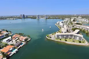 1000 Island, Aventura, FL 33160 - Photo 27
