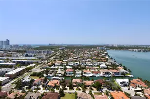 1000 Island, Aventura, FL 33160 - Photo 29