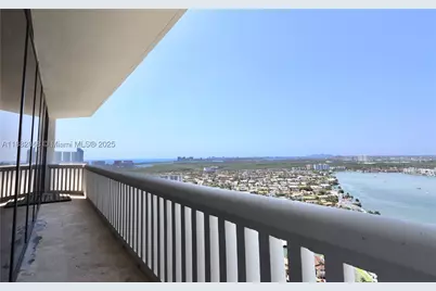 1000 Island #PH2, Aventura, FL 33160 - Photo 13